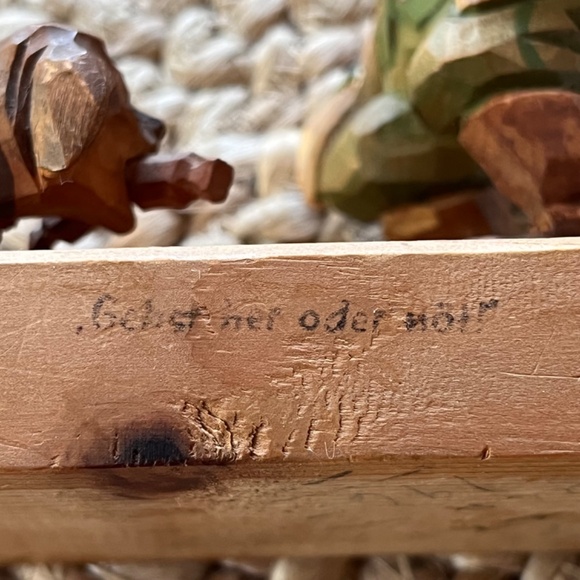 Vintage Germany painted wood carving Hunter w dachshund 🌭 Weiner dog w weiner - Picture 9 of 17